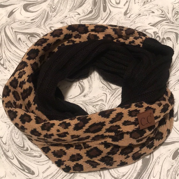 Leopard Print Infinity Scarf - Picture 3 of 3